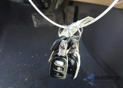 2013 Hyundai Elantra Gls from USA, damaged, VIN 5NPDH4AE9DH385255